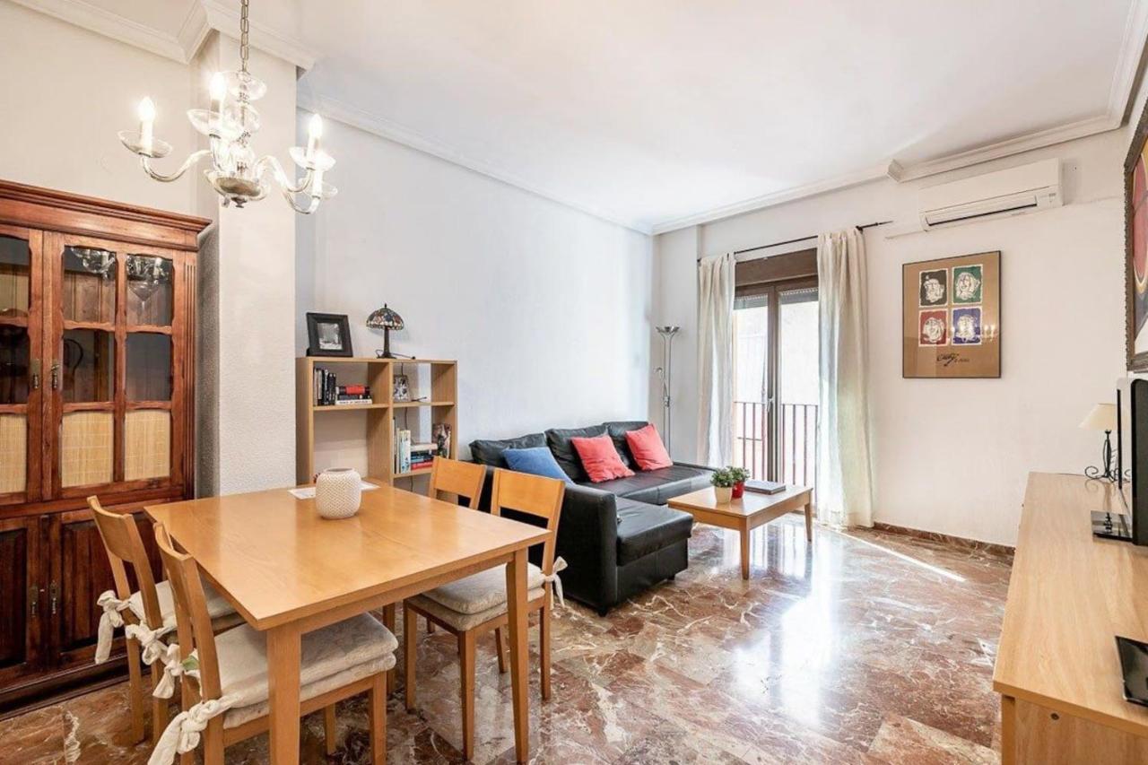 Modern Apartment In The Heart Of Granada Esterno foto
